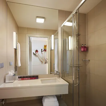 Moxy Munich Messe 4* Aschheim