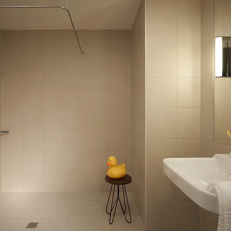 Szálloda Moxy Munich Messe 4*