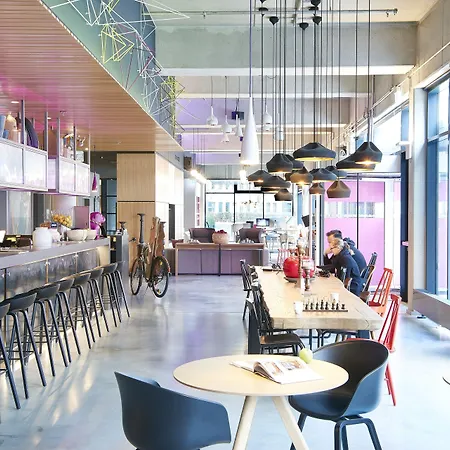 Moxy Munich Messe Szálloda 4*