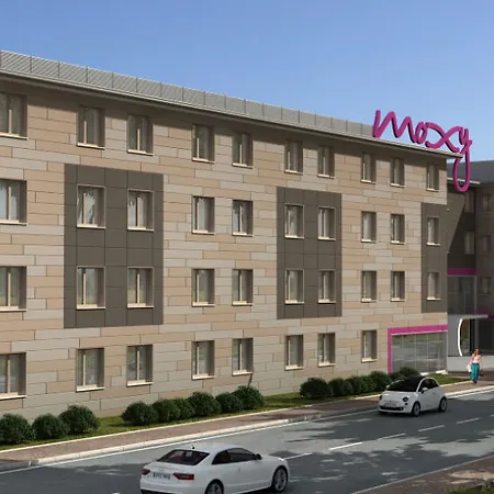 Moxy Munich Messe Szálloda 4*