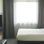 Hotel Moxy Munich Messe