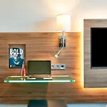 Hotel Moxy Munich Messe 4*