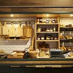 Hotel Moxy Munich Messe 4*