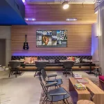 Moxy Munich Messe Hotel