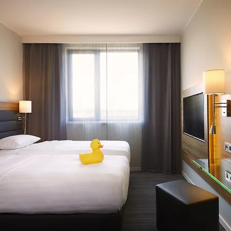 Moxy Munich Messe אשהיים
