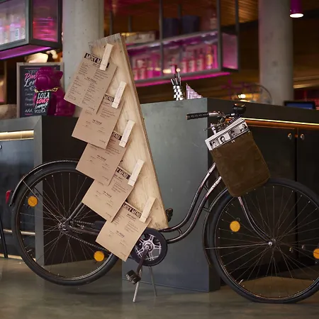 Moxy Munich Messe אשהיים