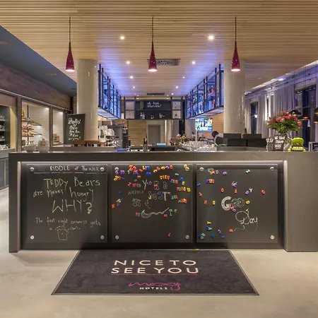 Hotell Moxy Munich Messe 4*