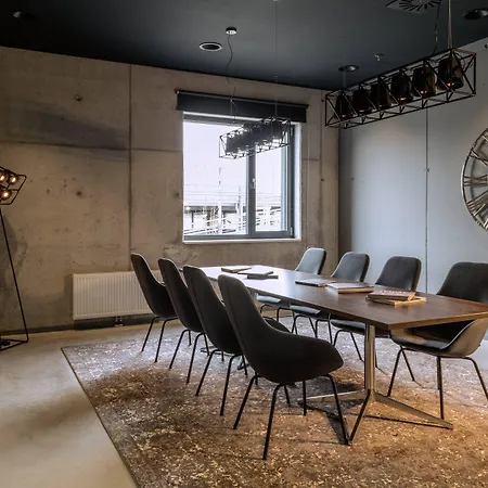 Moxy Munich Messe 4*