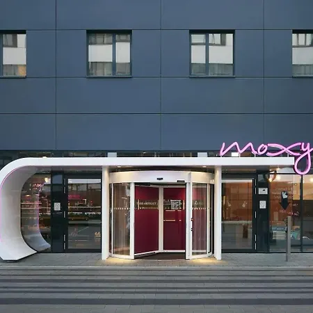 Moxy Munich Messe Szálloda 4*