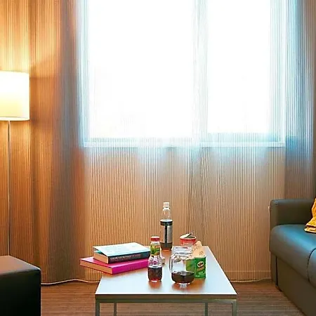 Moxy Munich Messe Hotel Aschheim