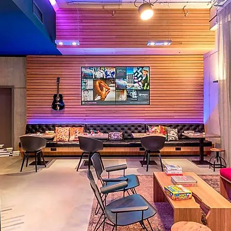 Hotel Moxy Munich Messe