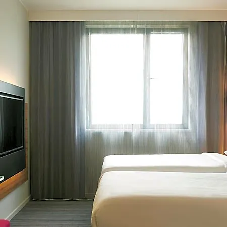 Moxy Munich Messe Ξενοδοχείο 4*