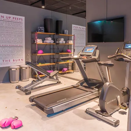 호텔 Moxy Munich Messe 4*