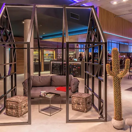 Moxy Munich Messe Otel 4*