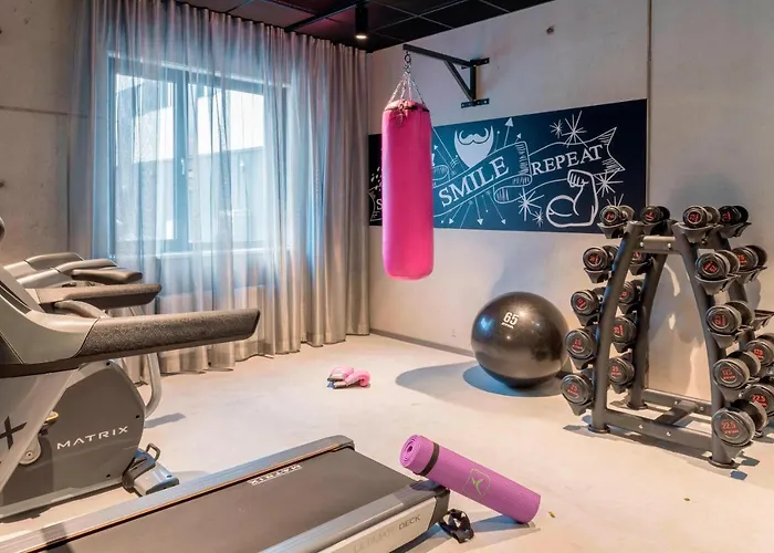 Moxy Munich Messe 4*