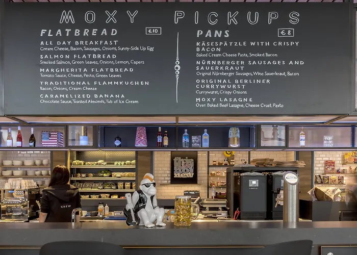 Hotel Moxy Munich Messe 4*