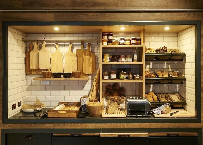 Hotel Moxy Munich Messe 4*